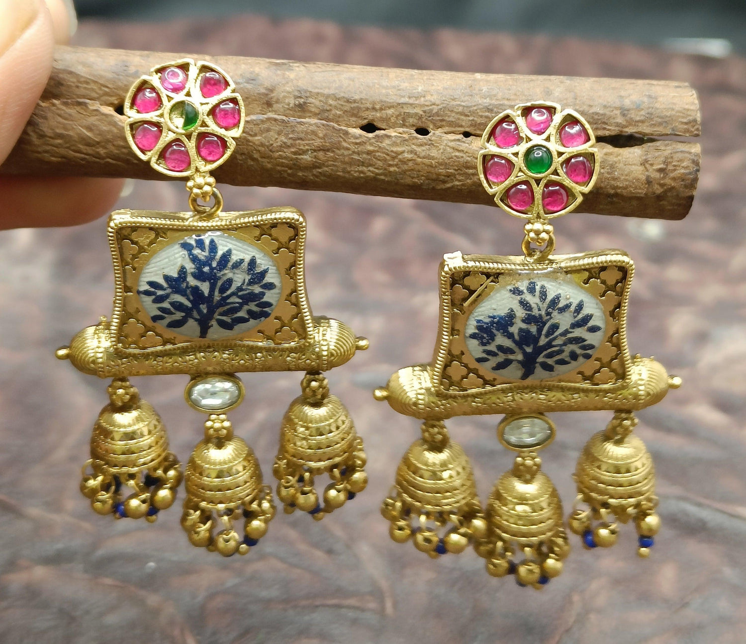 Antique Earrings - rchiecreation