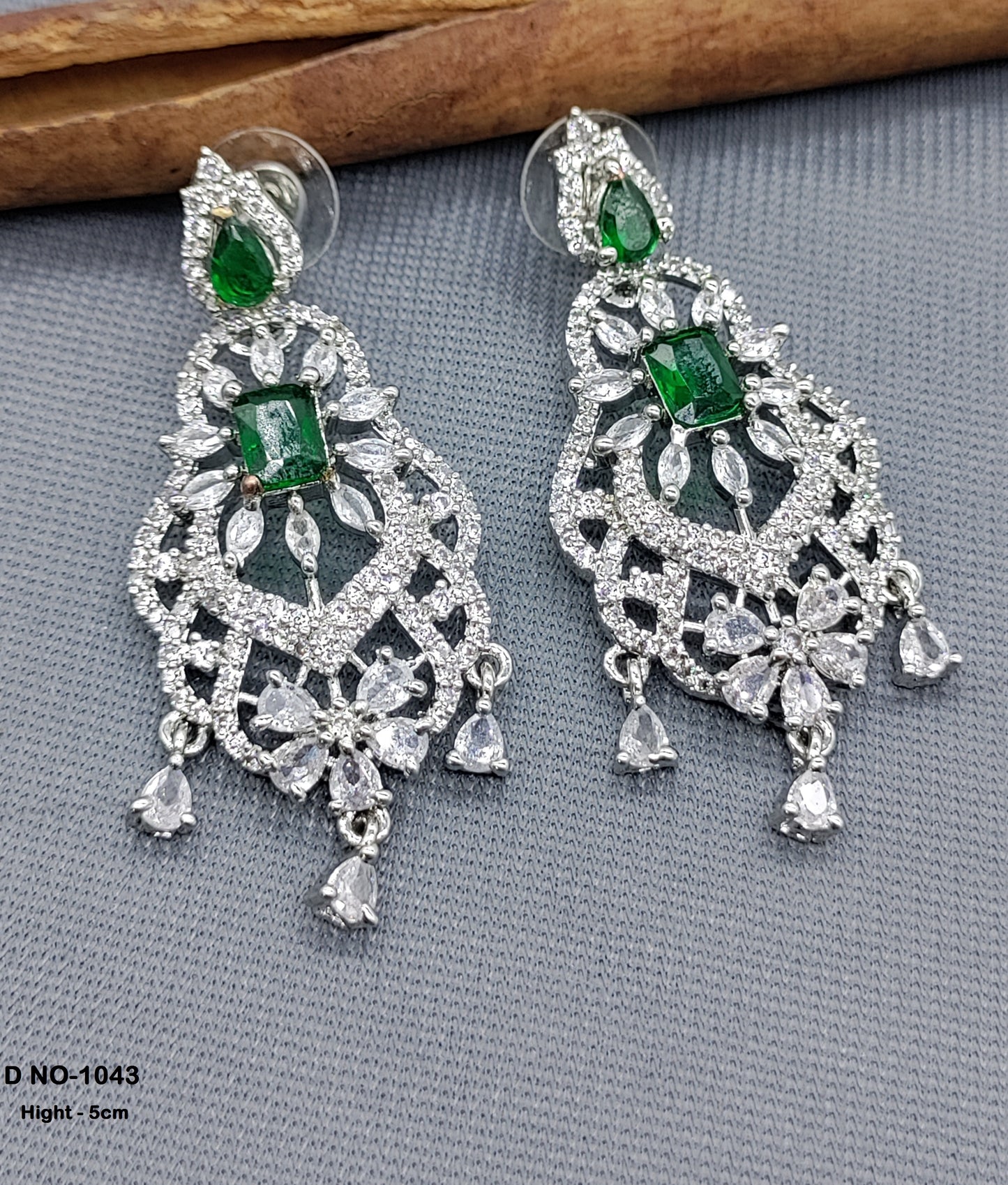 Rodium American Diamond Earrings Sku-1043 rchiecreation