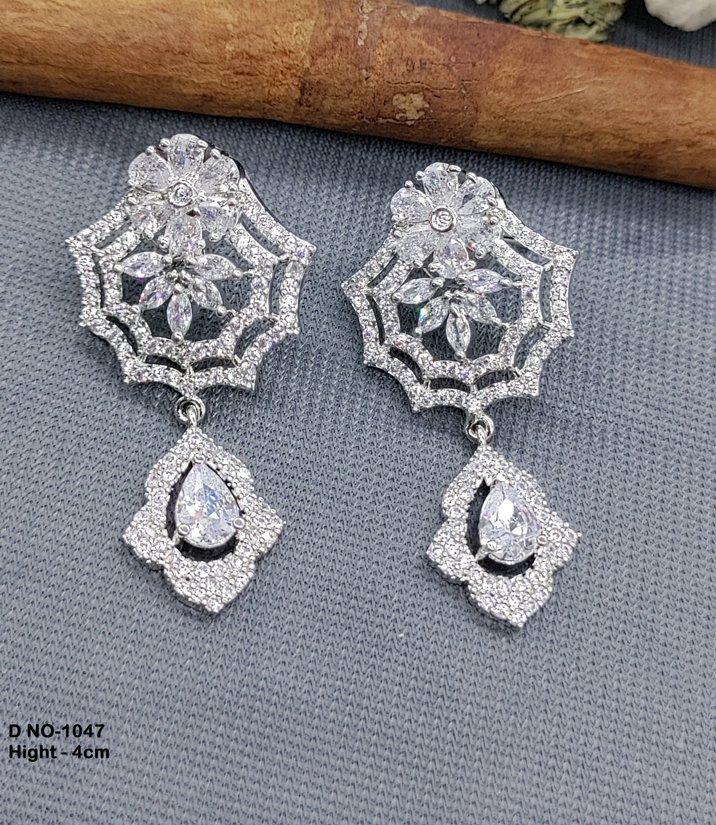 Rodium American Diamond Earrings Sku-1047 rchiecreation
