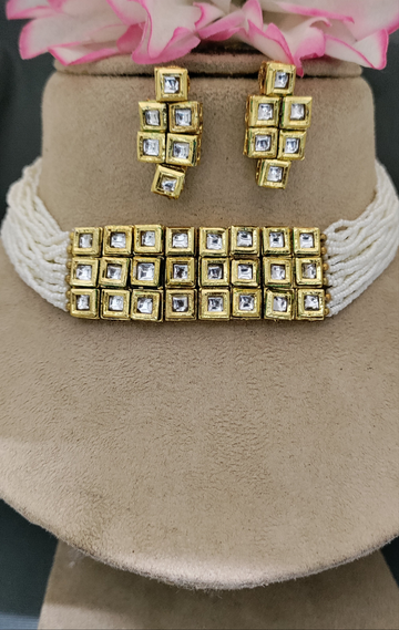 Golden Kundan Choker Necklace SKU-RC.162 D-4