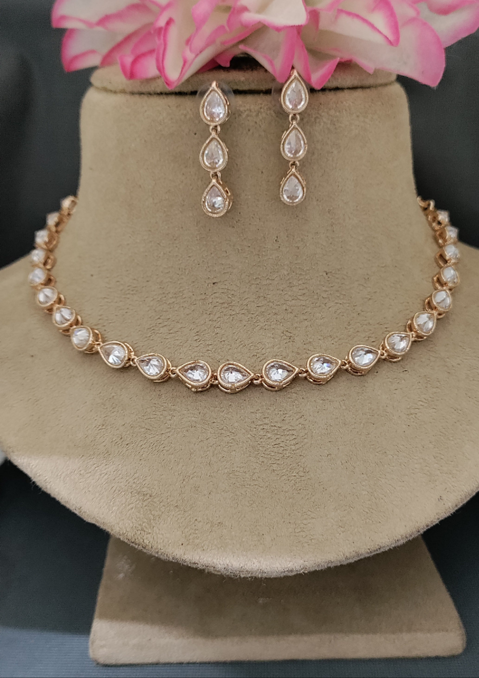 RoseGold WhitePolki Necklace sku RC 173 D-4