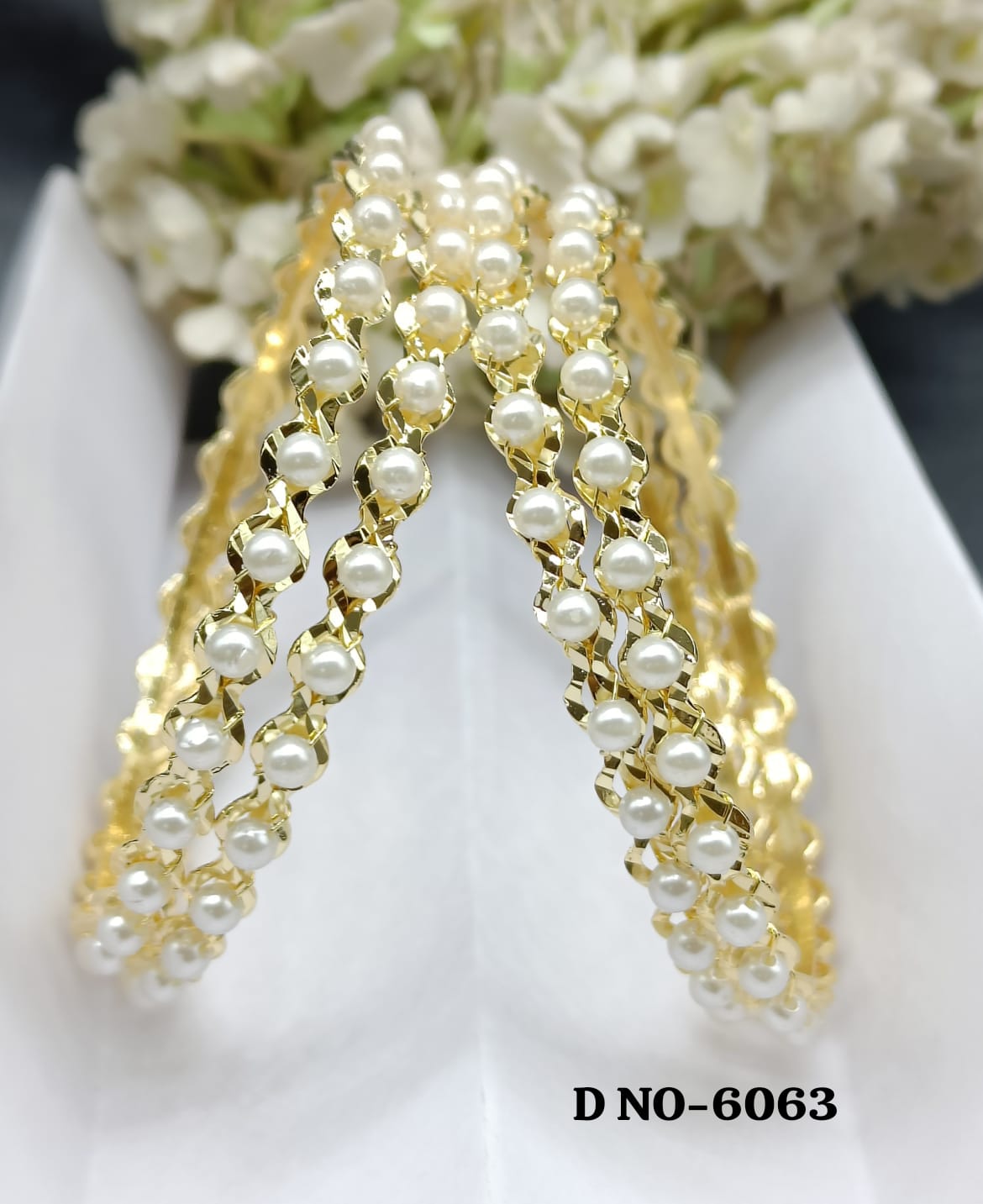 Stone Pearls jeco Bangles Golden White Sku-6063 rchiecreation