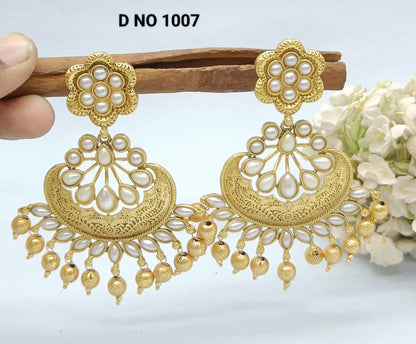 Antique Golden Earring Sku 1007 rchiecreation