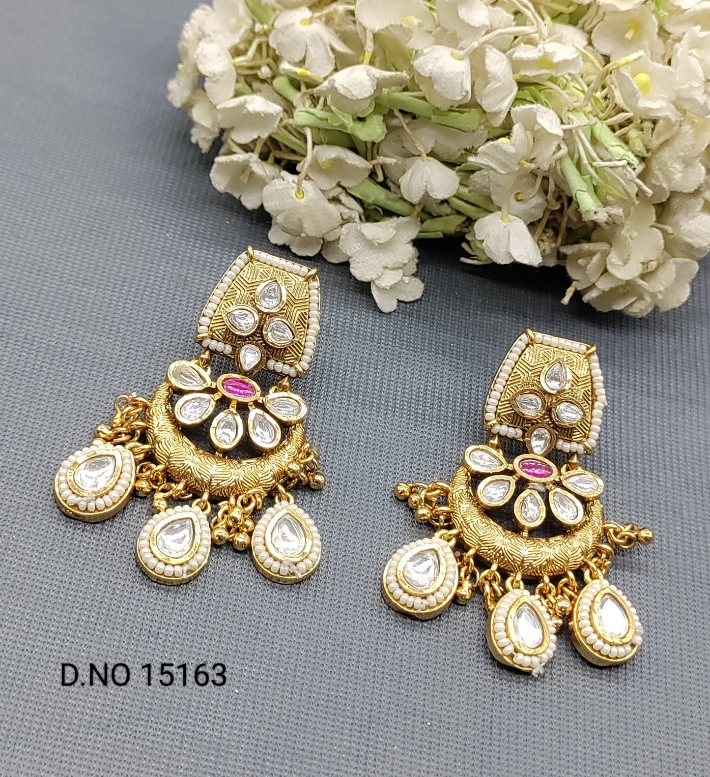 Antique Golden Earring Sku 15163 rchiecreation