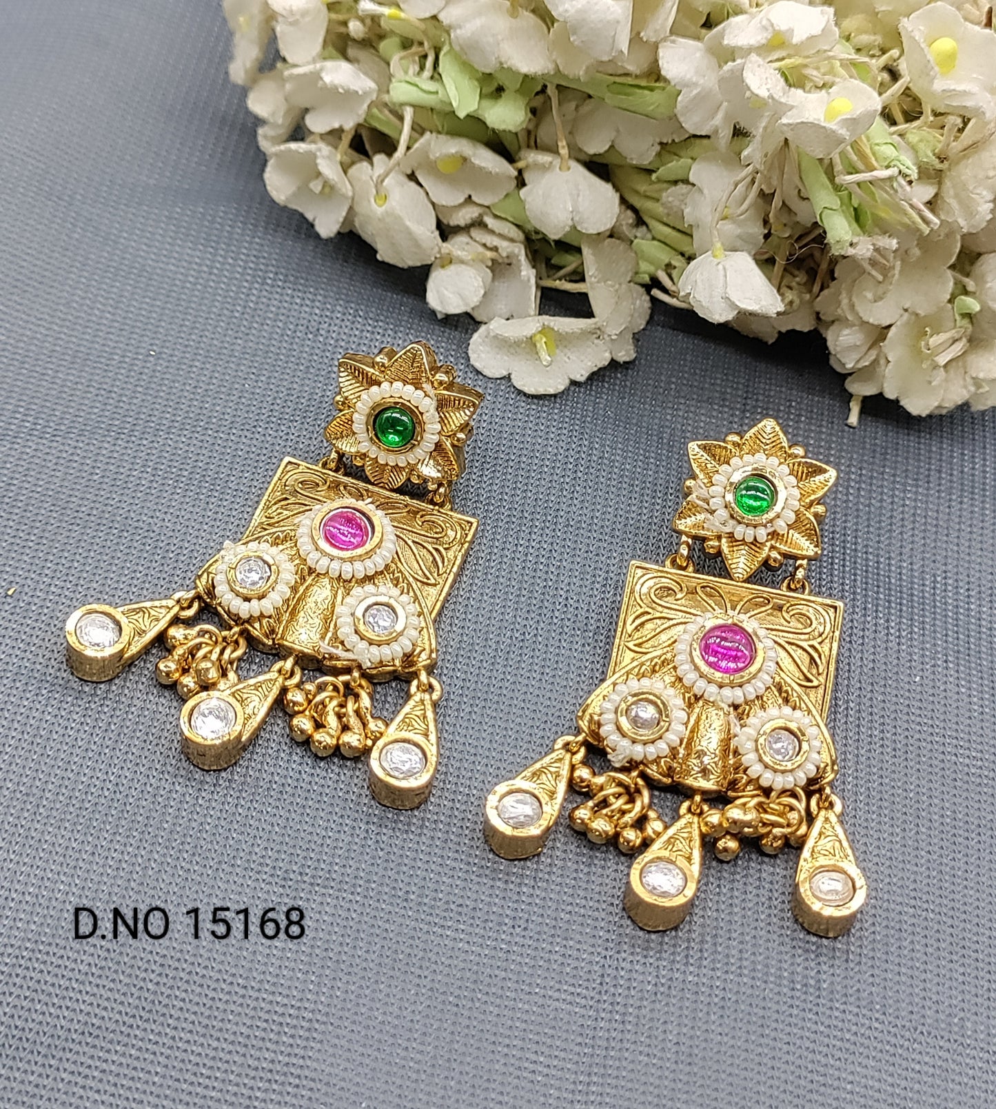 Antique Golden Earring Sku 15168 rchiecreation