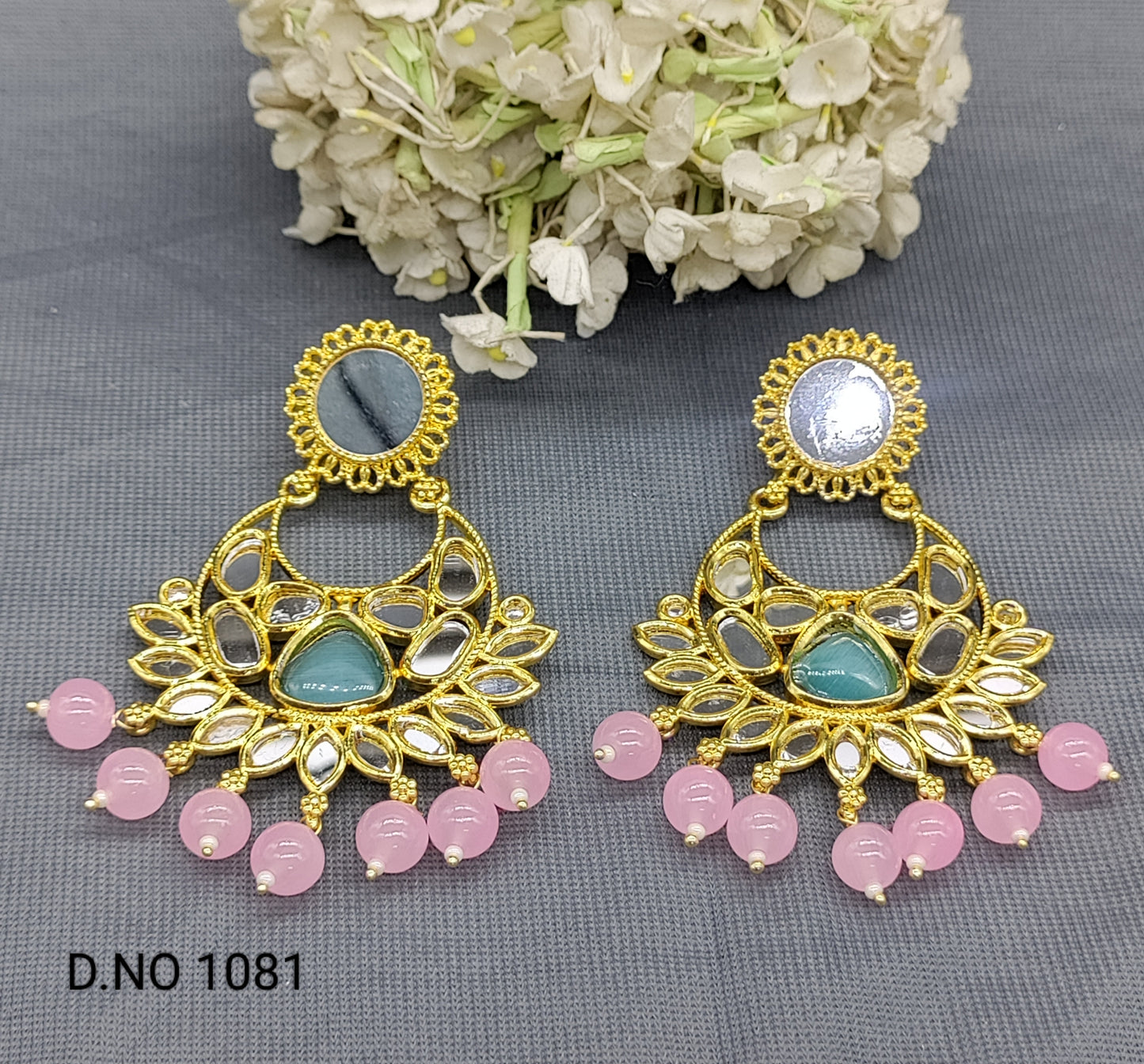 Kundan Golden Earring Sku 1081 rchiecreation