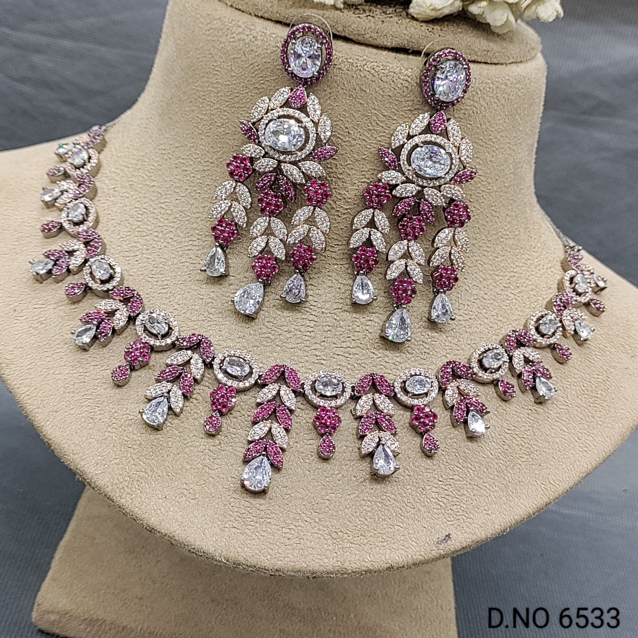 Cz Ad Victorian Necklace Set Sku 6533 rchiecreation