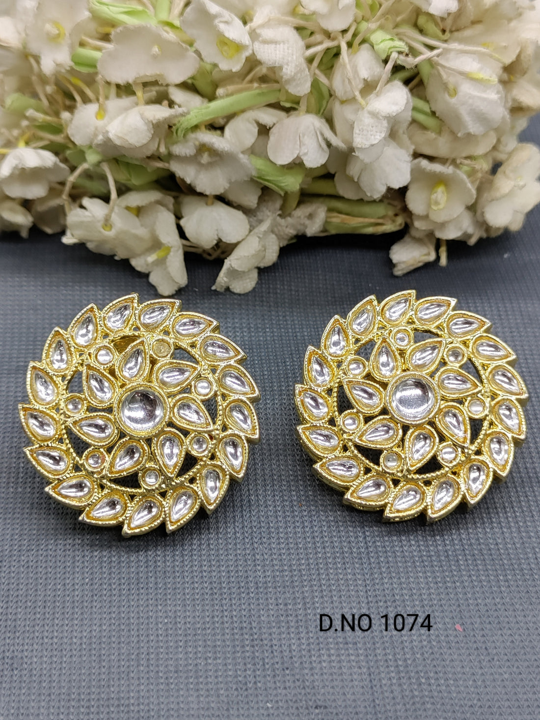 Kundan Golden Tops & Stud Earrings Sku 1074 rchiecreation