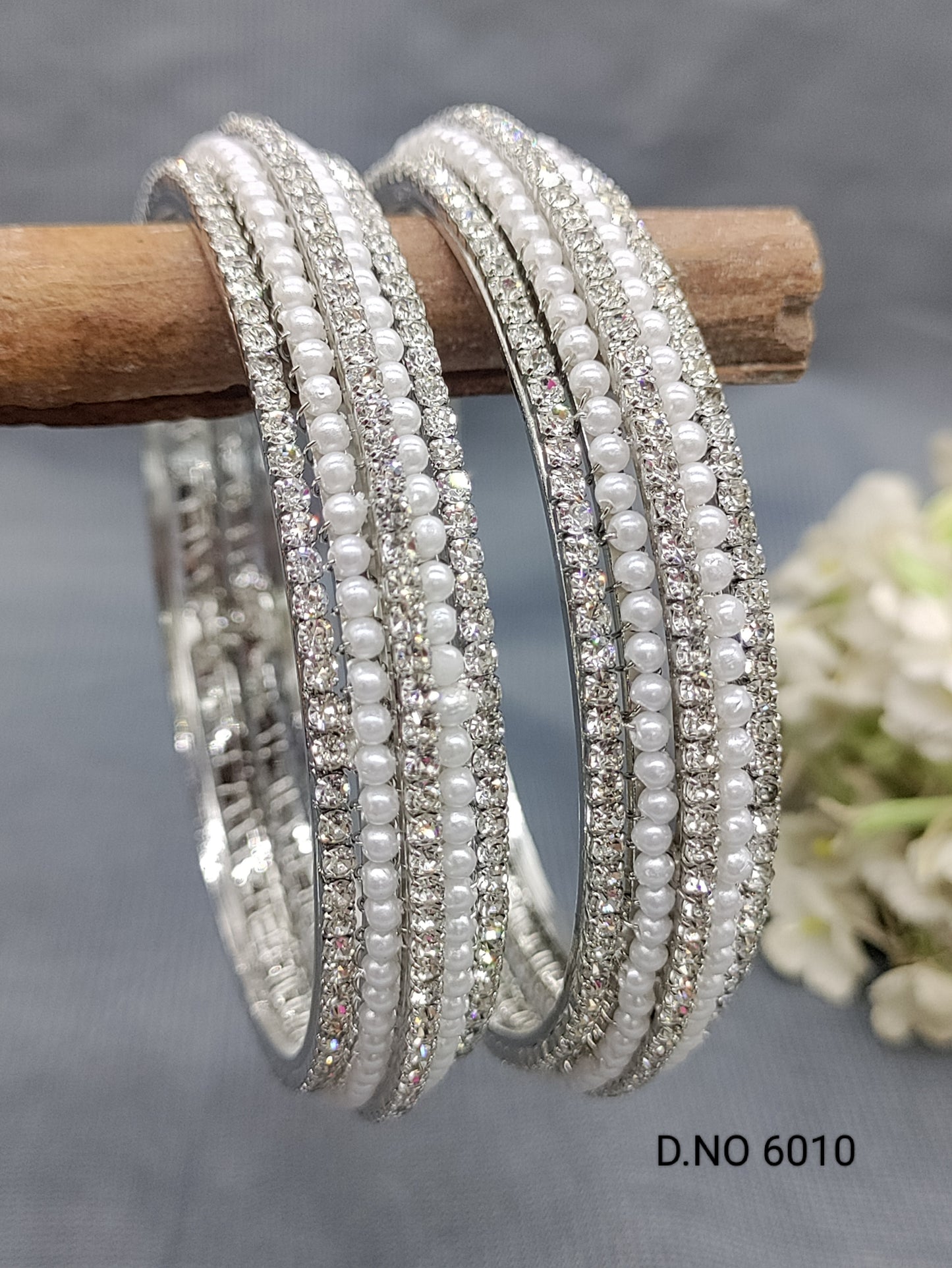 Stone Bangles Rodium Sku 6010 rchiecreation