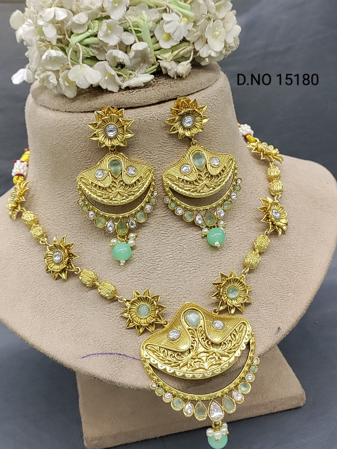 Antique Golden Necklace Set Sku 15180 rchiecreation