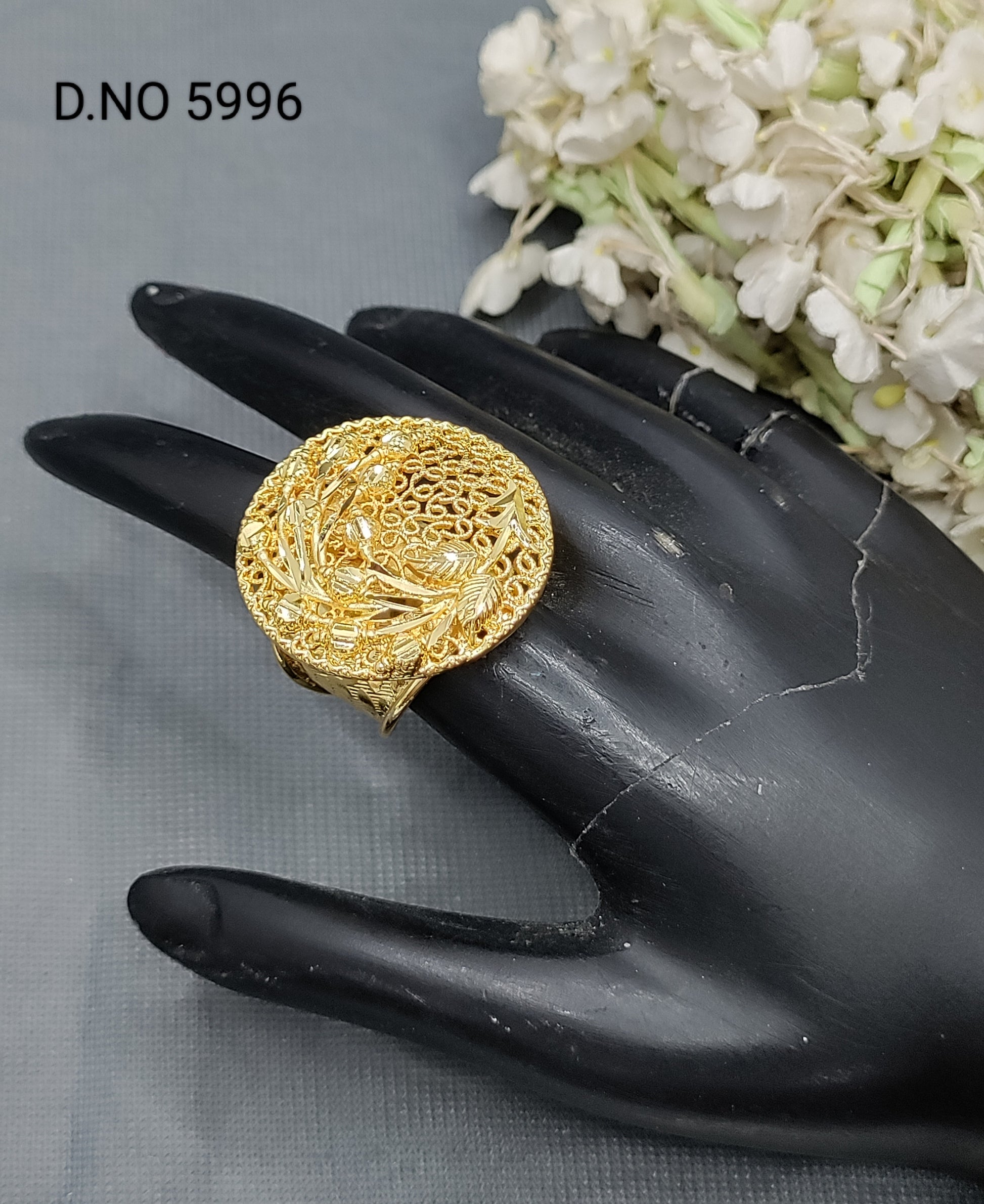 Golden Finger Ring Sku 5996 rchiecreation