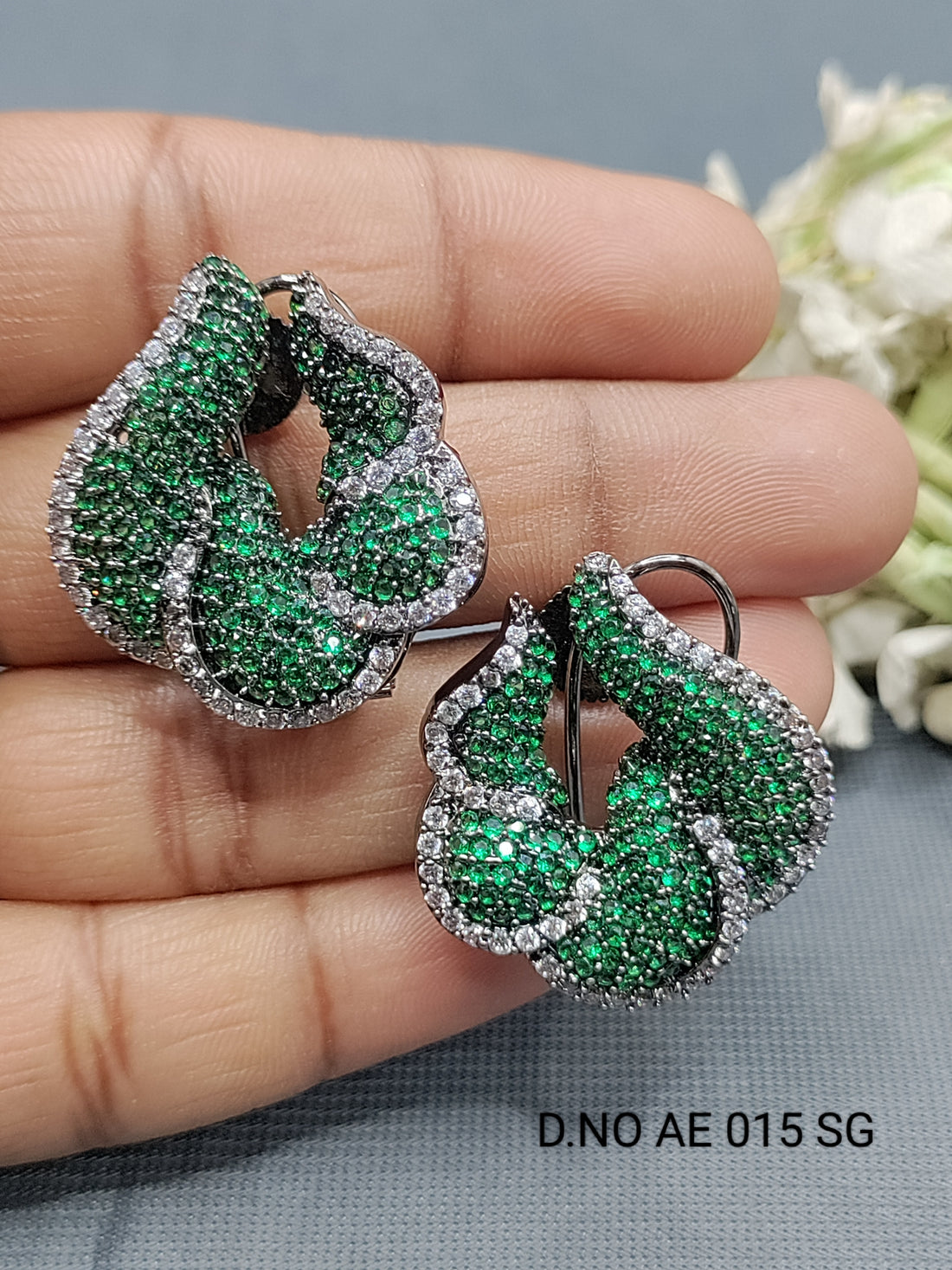 Cz Ad Victorian Earrings Sku AE 015 SG rchiecreation