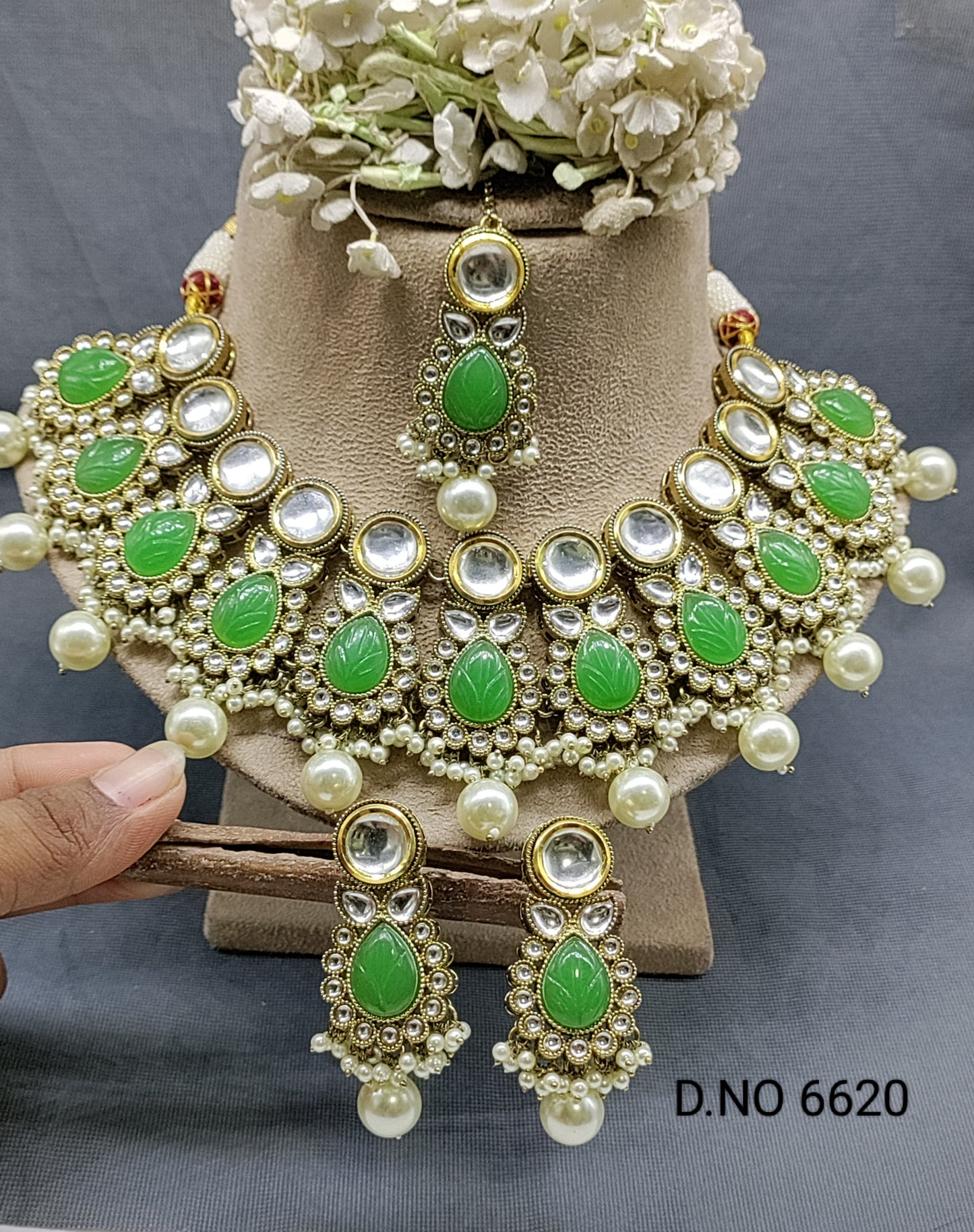 Kundan Bridal Necklace Set Sku 6620 D4 rchiecreation