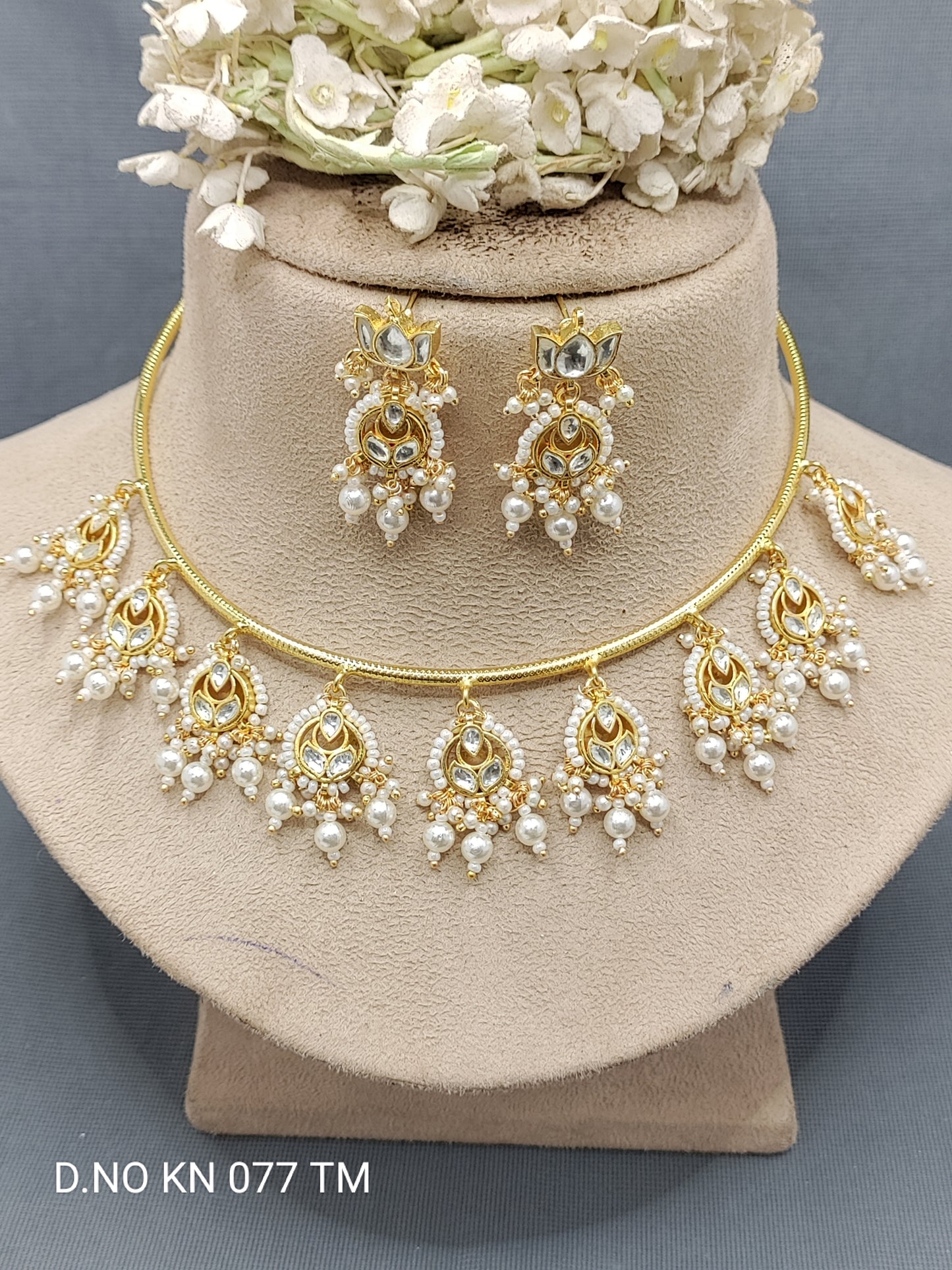 Kundan Golden Necklace Sku KN 077 TM rchiecreation