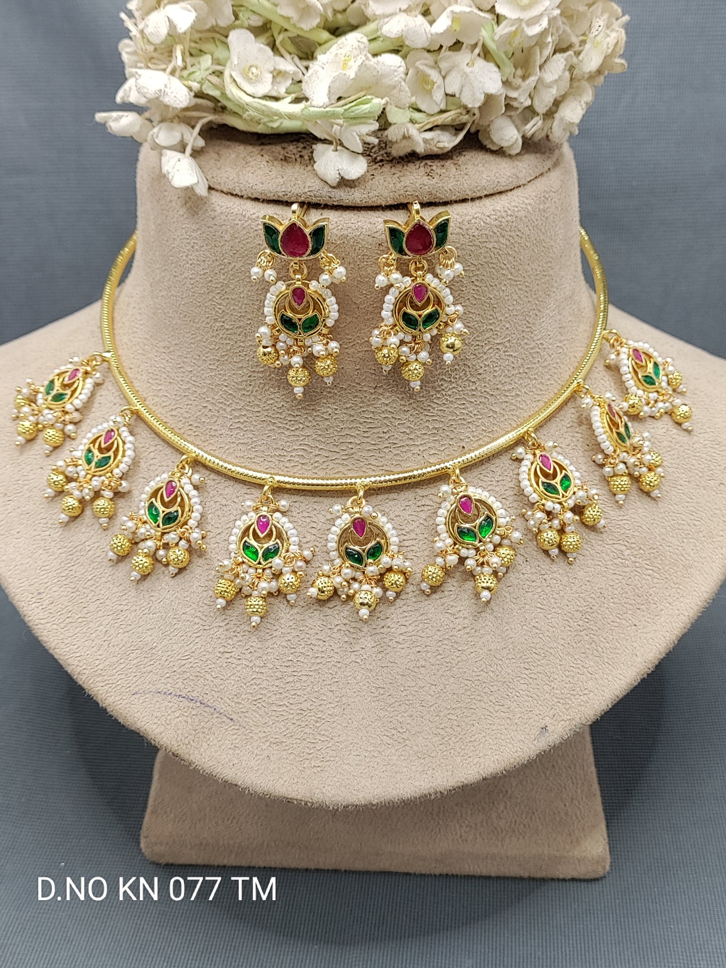 Kundan Golden Necklace Sku KN 077 TM rchiecreation