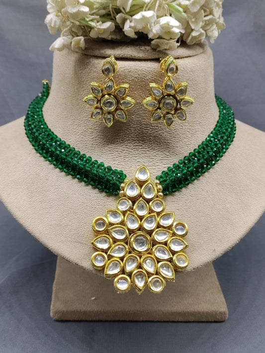 Golden Kundan Necklace Set Sku 0087 rchiecreation