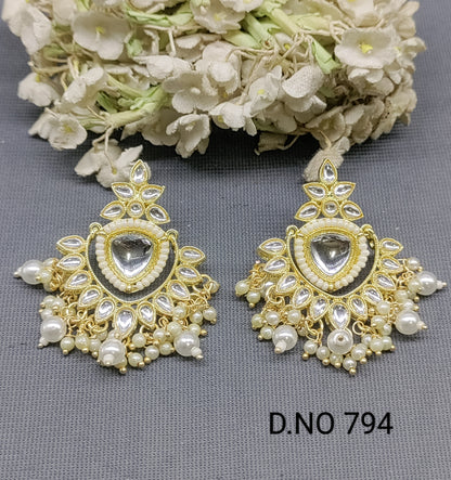 Golden Kundan Earing Sku-794 A5 rchiecreation