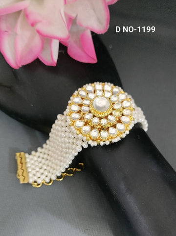 Golden PAcchi Kundan Bracelet SKU-1199 H-1