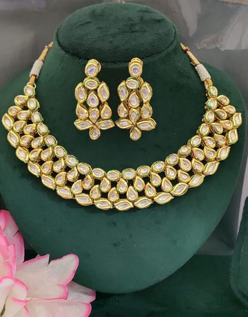 Golden Kundan Necklace sku RC 159 D-4