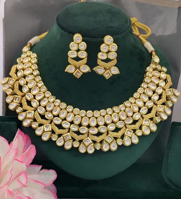 Golden Kundan Necklace sku RC 154 D-4