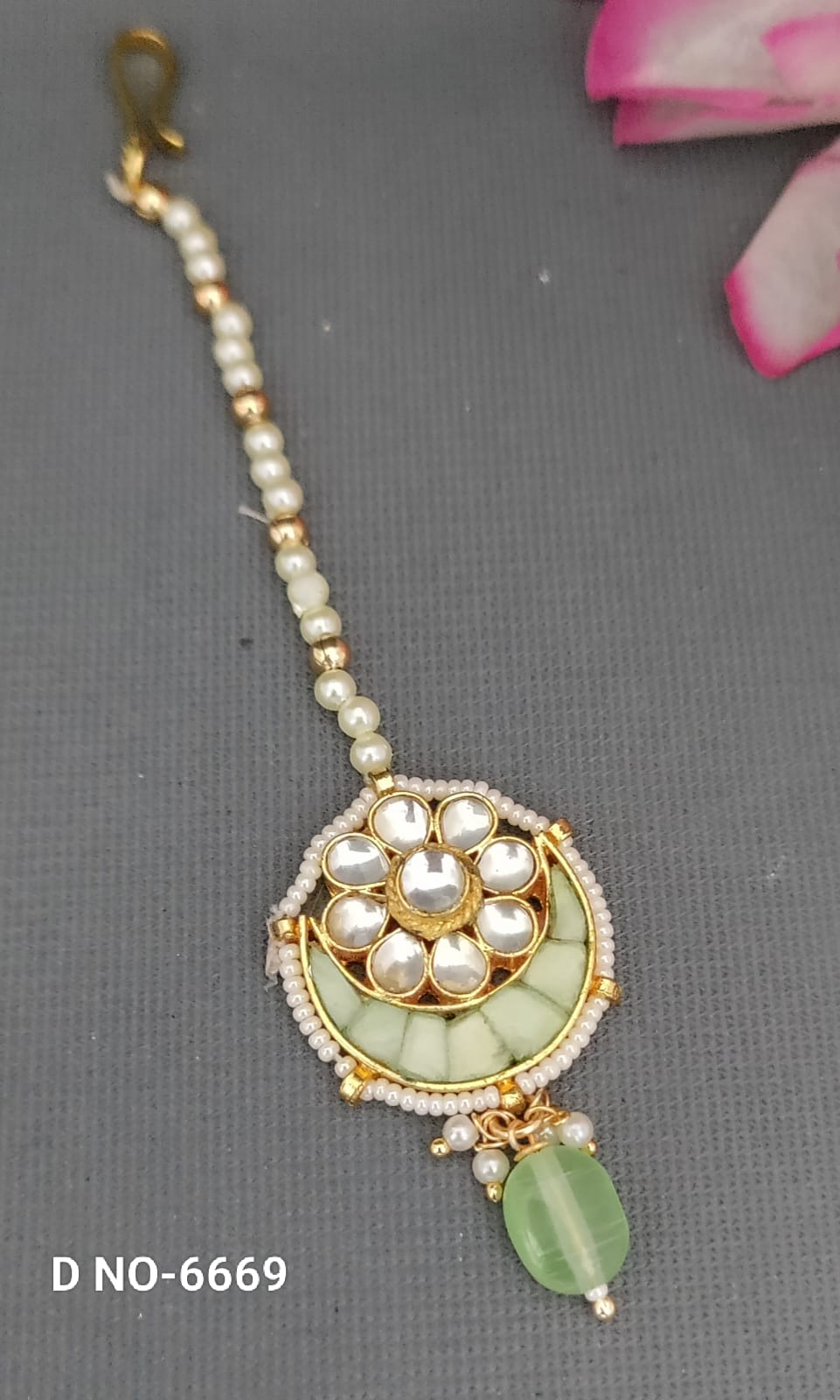 Pacchi Kundan Tikka sku 6669