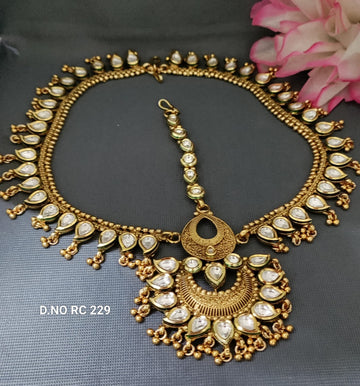 Antique Golden Kundan Matha Pathi Sku RC 229