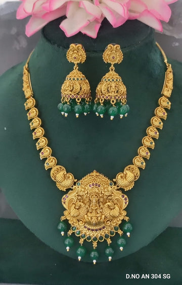 Antique Golden Temple Necklace SKU AN 304 SG