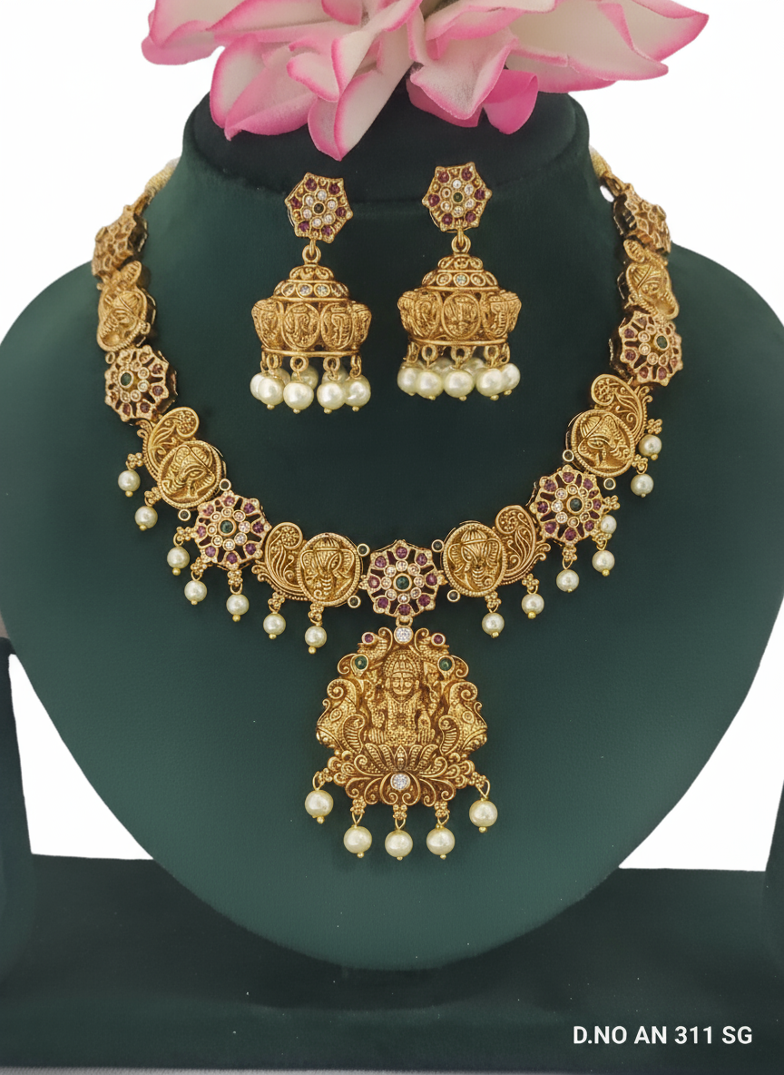 Antique Golden Temple Necklace SKU AN 311 SG