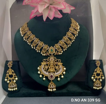 Antique Golden Necklace SKU AN 339 SG