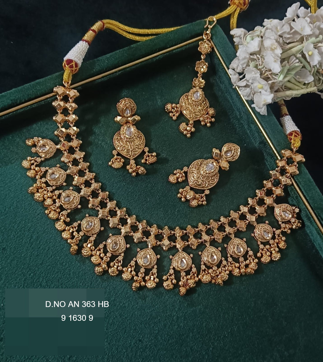 Antique Golden Kundan Necklace SKU AN 363 HB