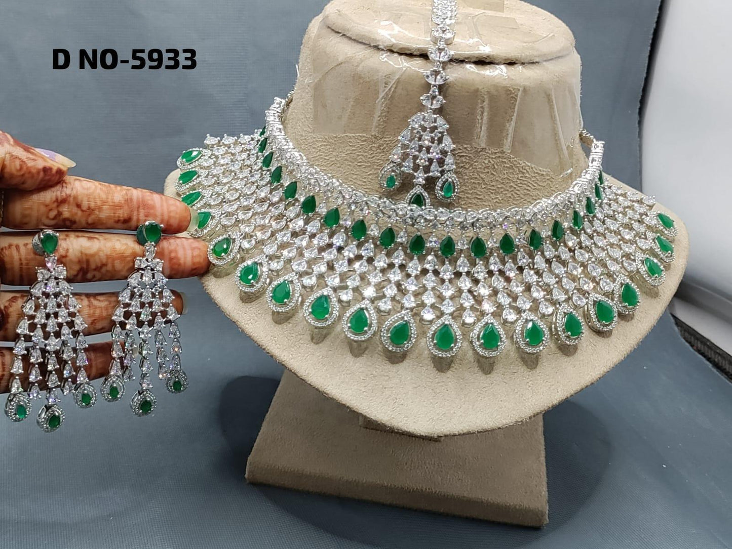 American Diamond Necklace Rhodium Sku 5933 - rchiecreation