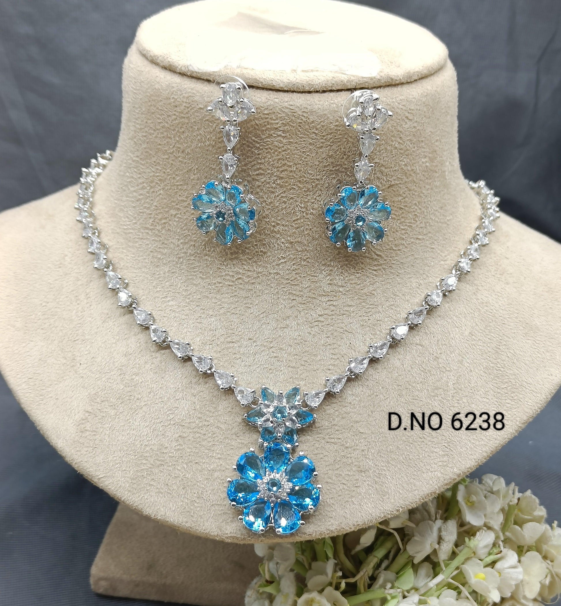 American Diamond Necklace Rodium Sku- 6238 C3 - rchiecreation