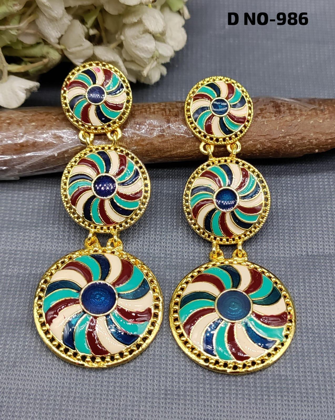 Antique Earring Sku -986 - rchiecreation