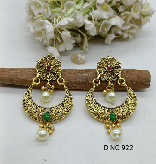 Antique Golden Earrings Sku 922 D3 - rchiecreation
