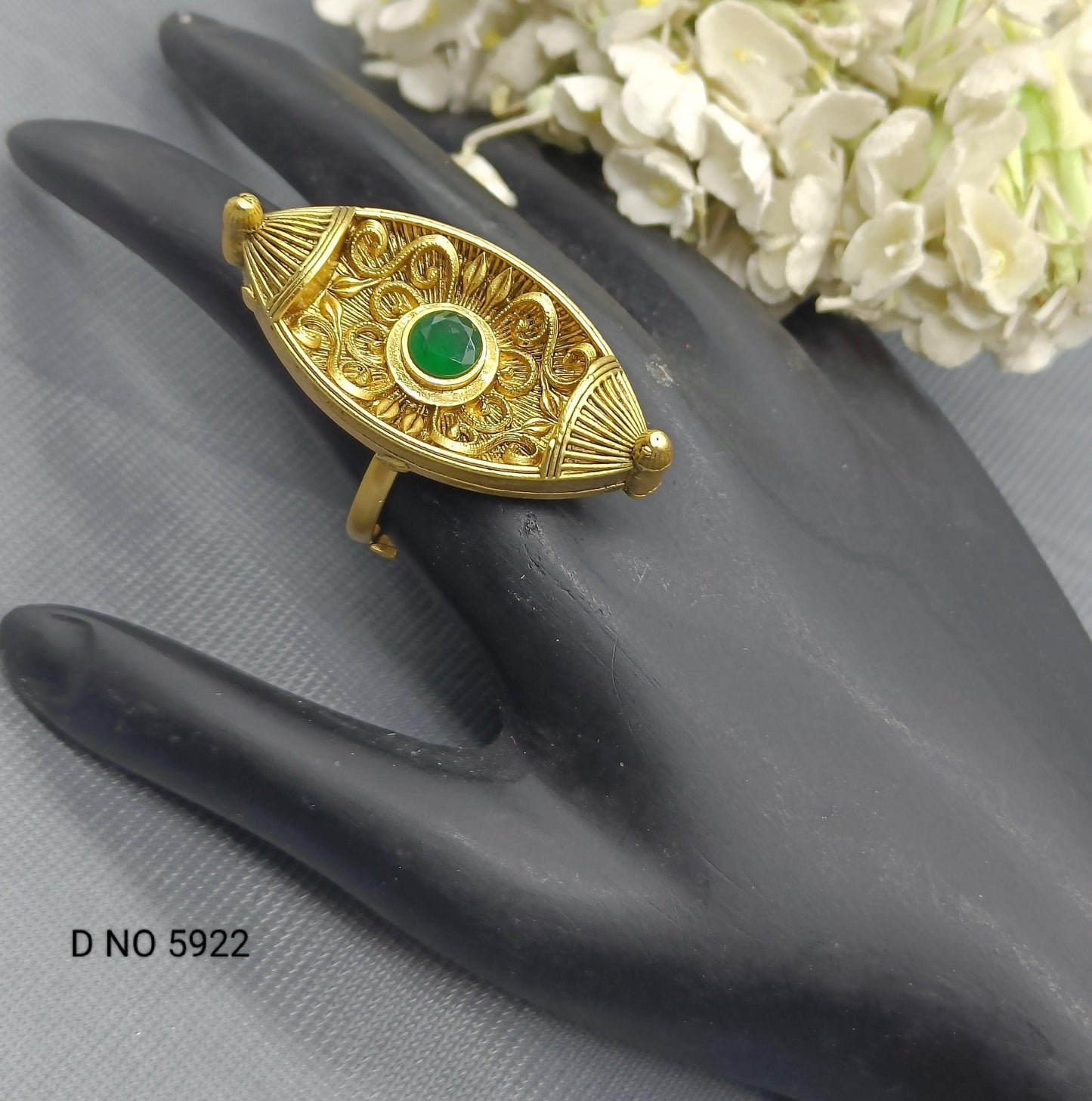 Antique Golden Finger Ring Sku 5922 E4 - rchiecreation