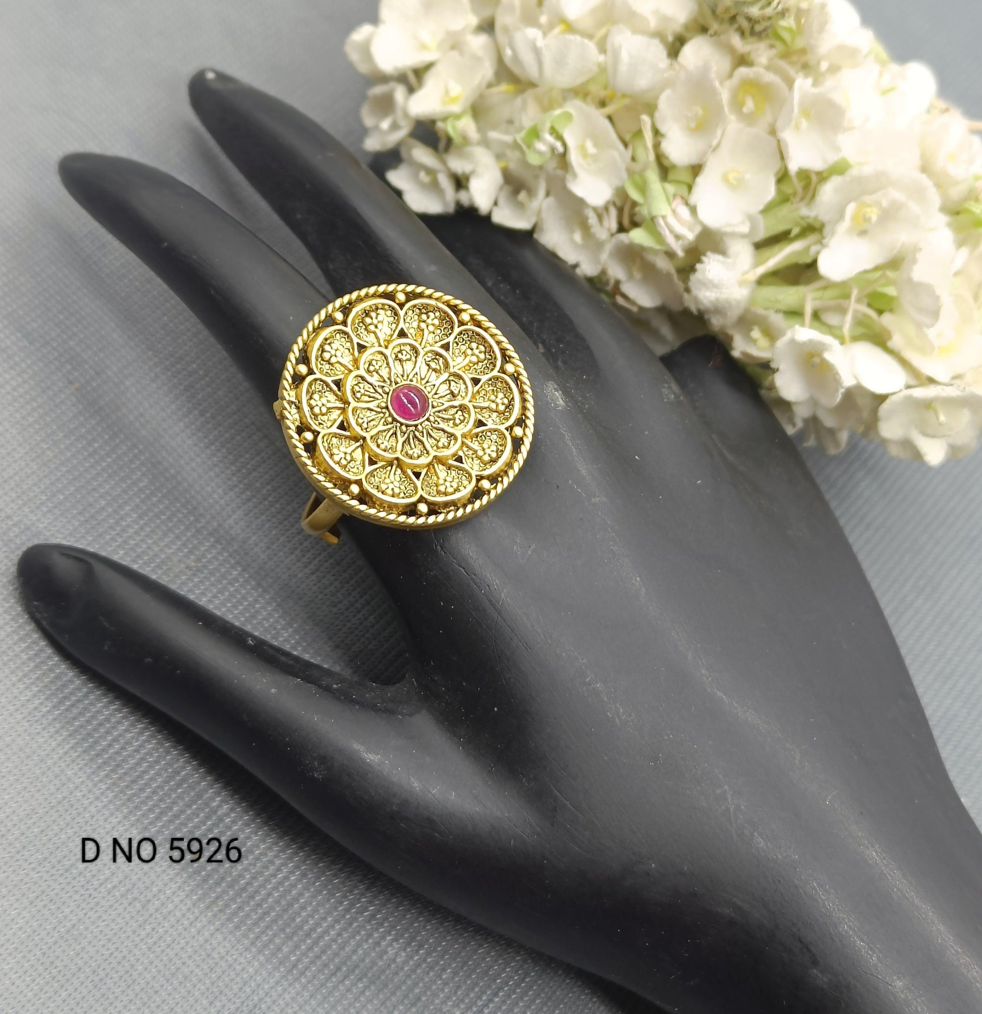 Antique Golden Finger Ring Sku 5926 E4 - rchiecreation