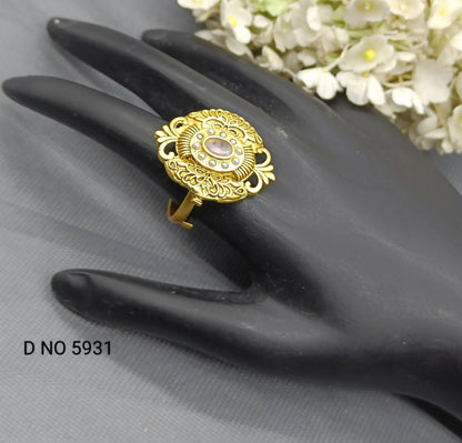 Antique Golden Finger Ring Sku 5931 E4 - rchiecreation