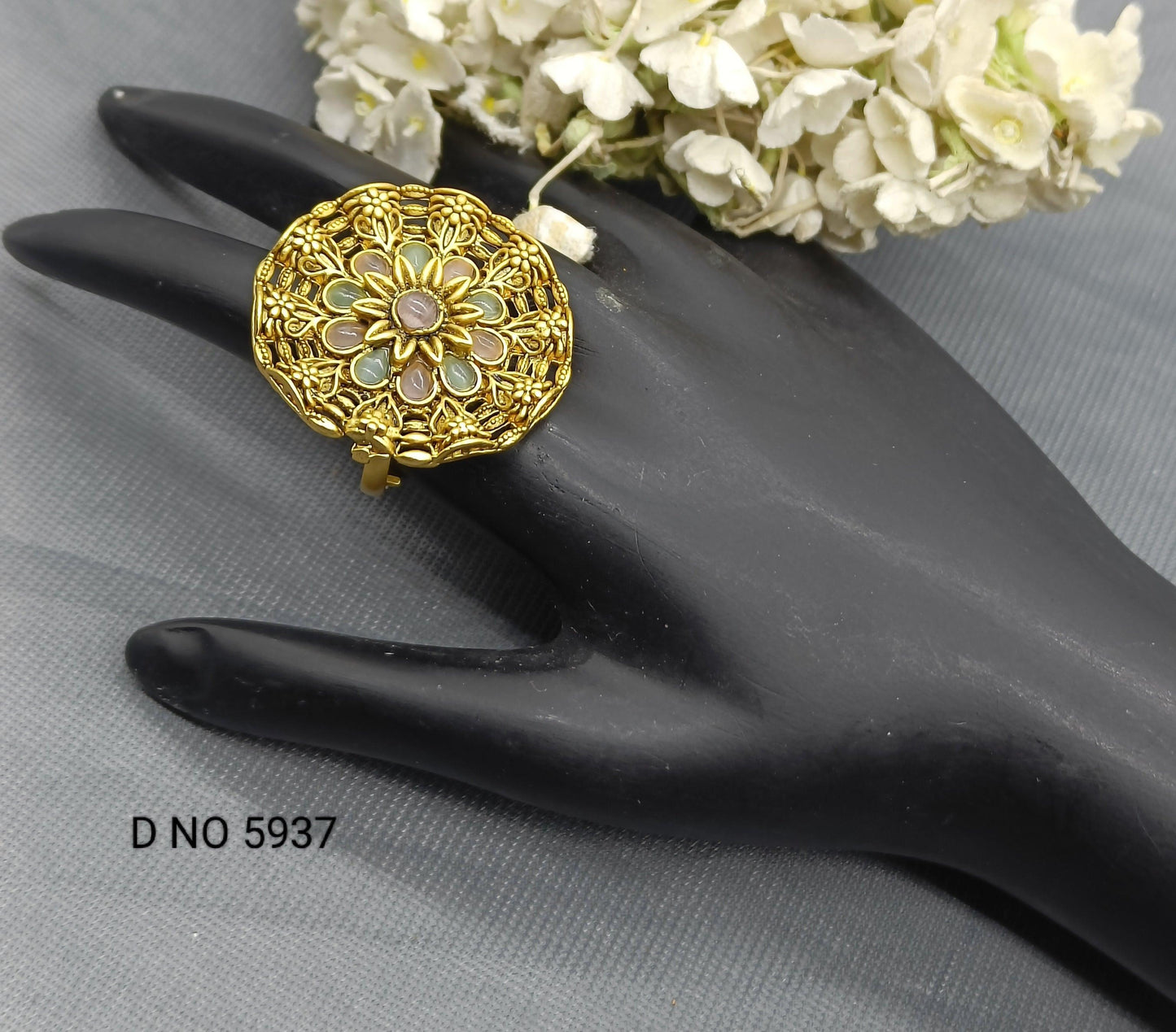 Antique Golden Finger Ring Sku 5937 E4 - rchiecreation