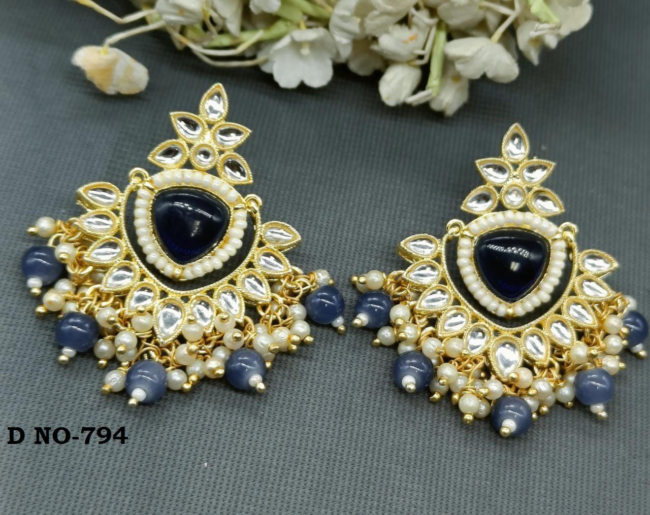 Golden Kundan Earing Sku-794 A1 - rchiecreation