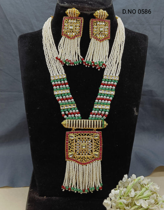 Golden Kundan Necklace Set Sku 0586 E4 - rchiecreation