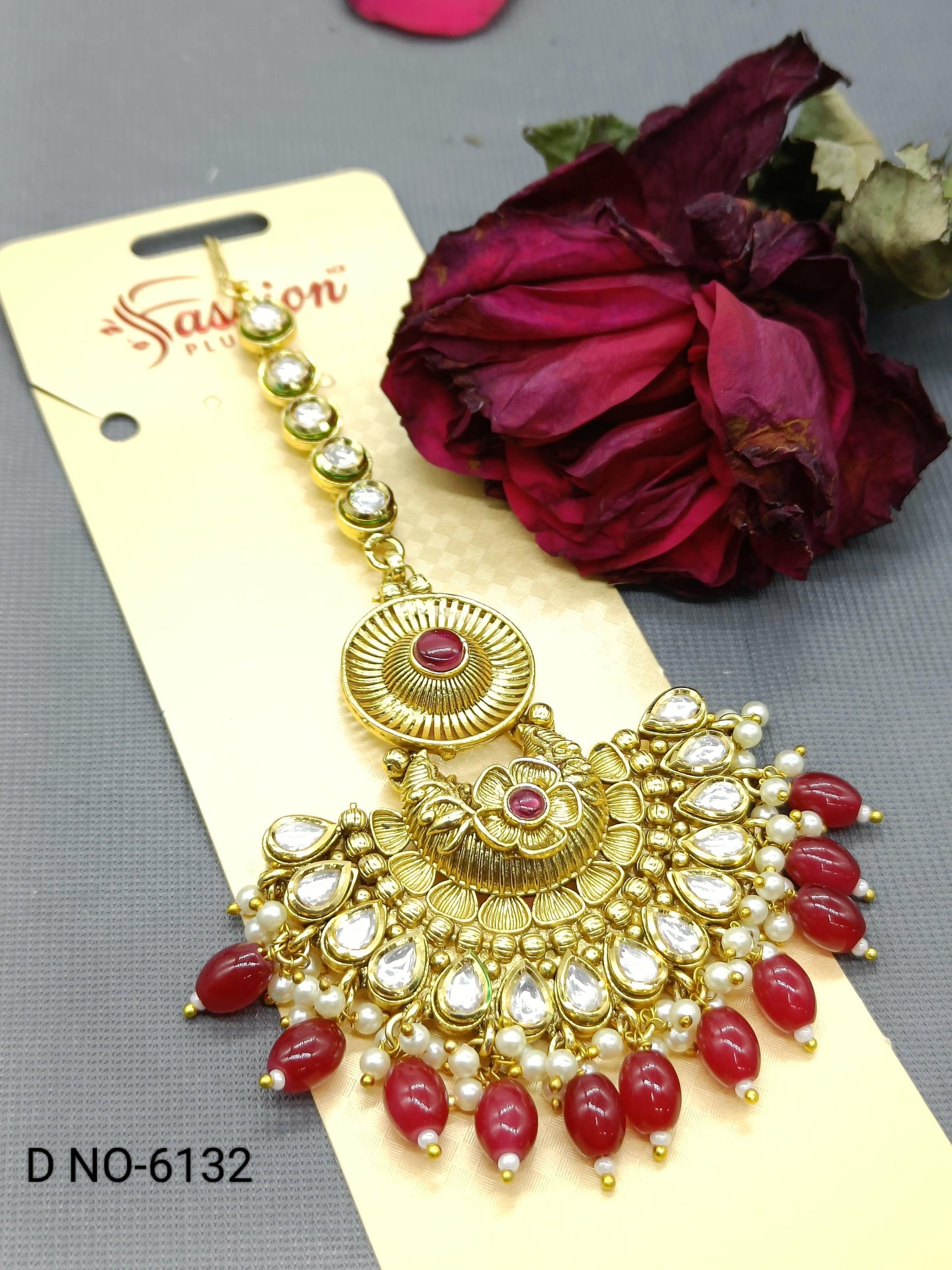 Golden Kundan Tikka Sku-6132H1 - rchiecreation