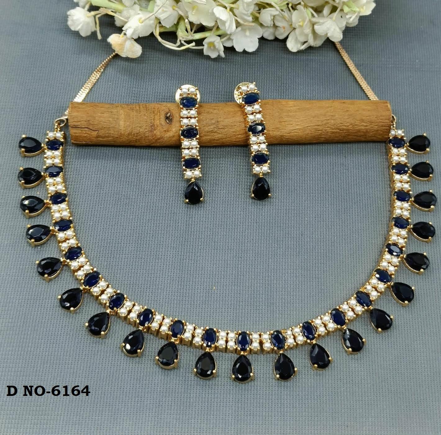 Golden Pearl Necklace Set Sku- 6164 D3 - rchiecreation
