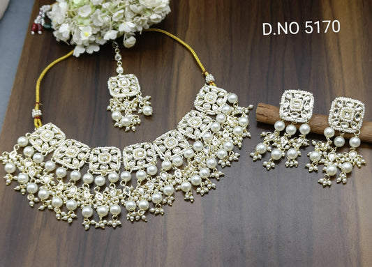 Kundan Golden Necklace Set Sku 5170 D4 - rchiecreation