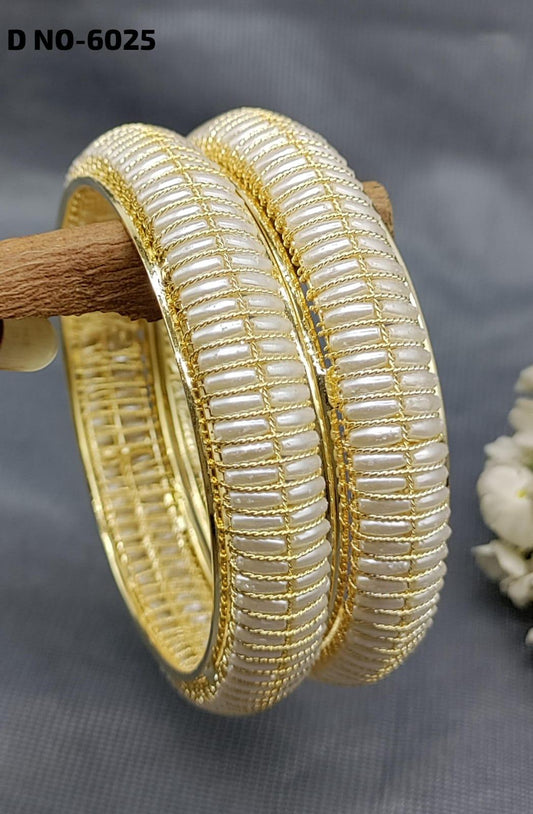 Pearl Bangles Golden Sku 6025 G4 - rchiecreation