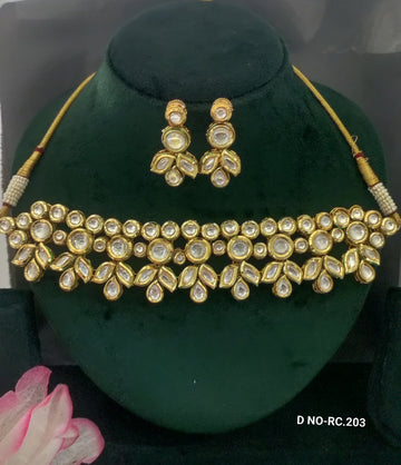 Golden Kundan Necklace SKU-RC.203 D-4