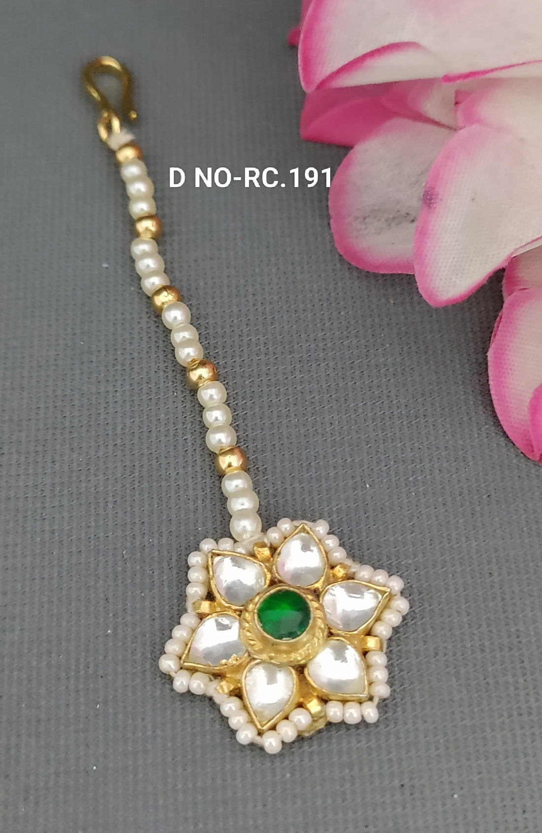 Golden Paachi Kundan Tika SKU-RC.191