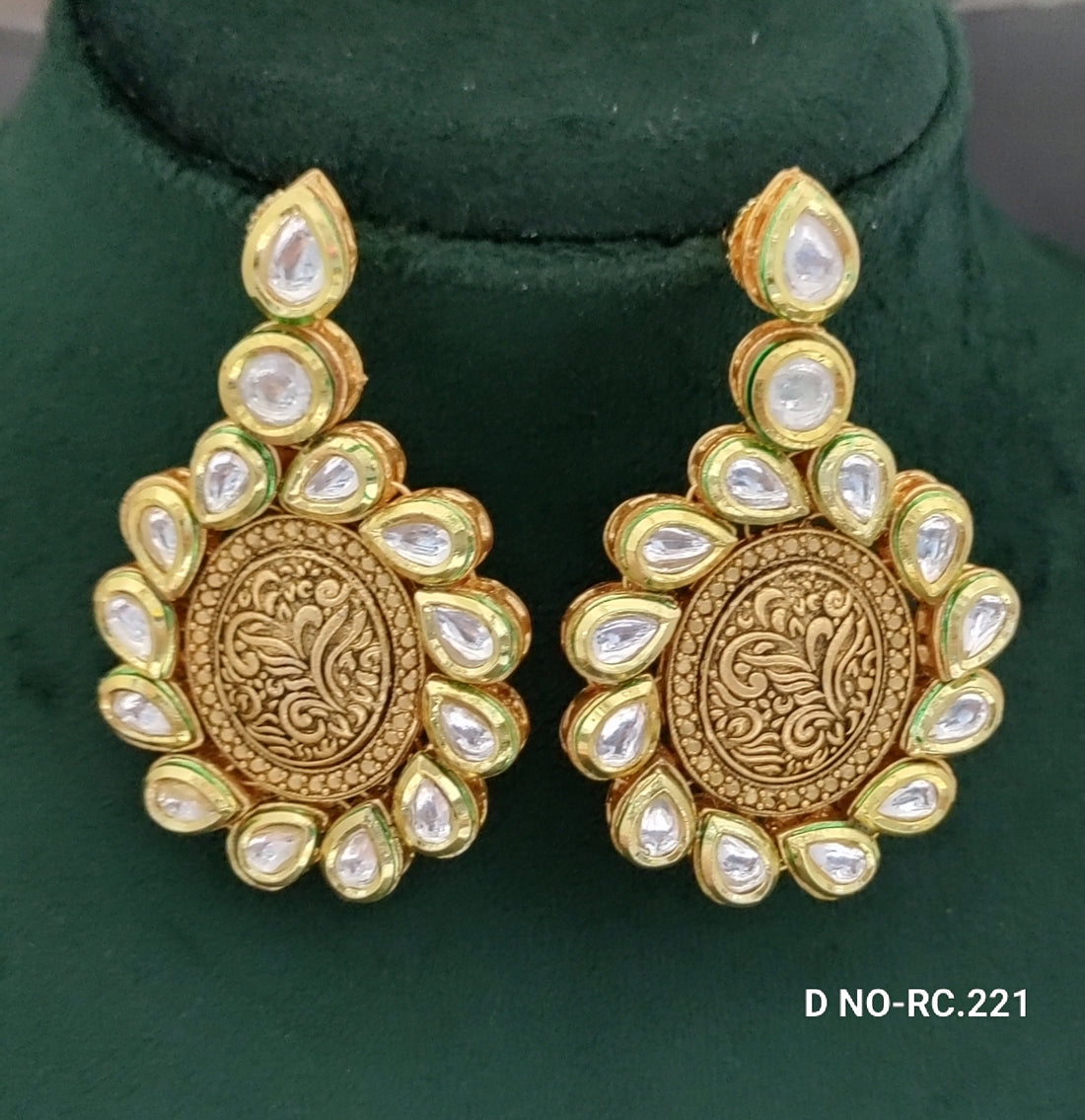 Golden Kundan Earing SKU-RC.221 D-3