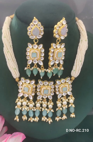 Golden Pacchi Kundan Necklace SKU-RC.210