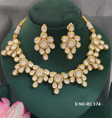 Golden Kundan Necklace SKU-RC.174 D-4
