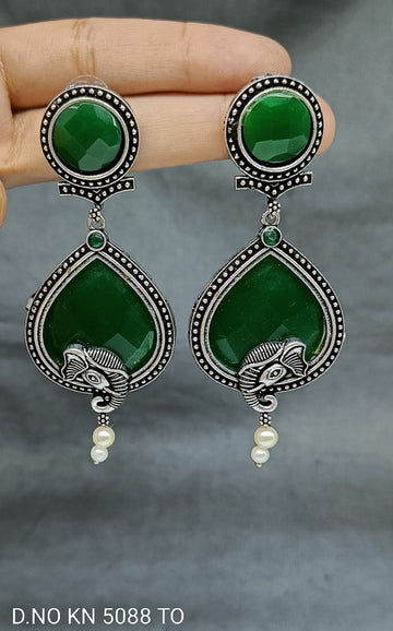 Oxidised German Silver  Earrings KN-5088 TO D3